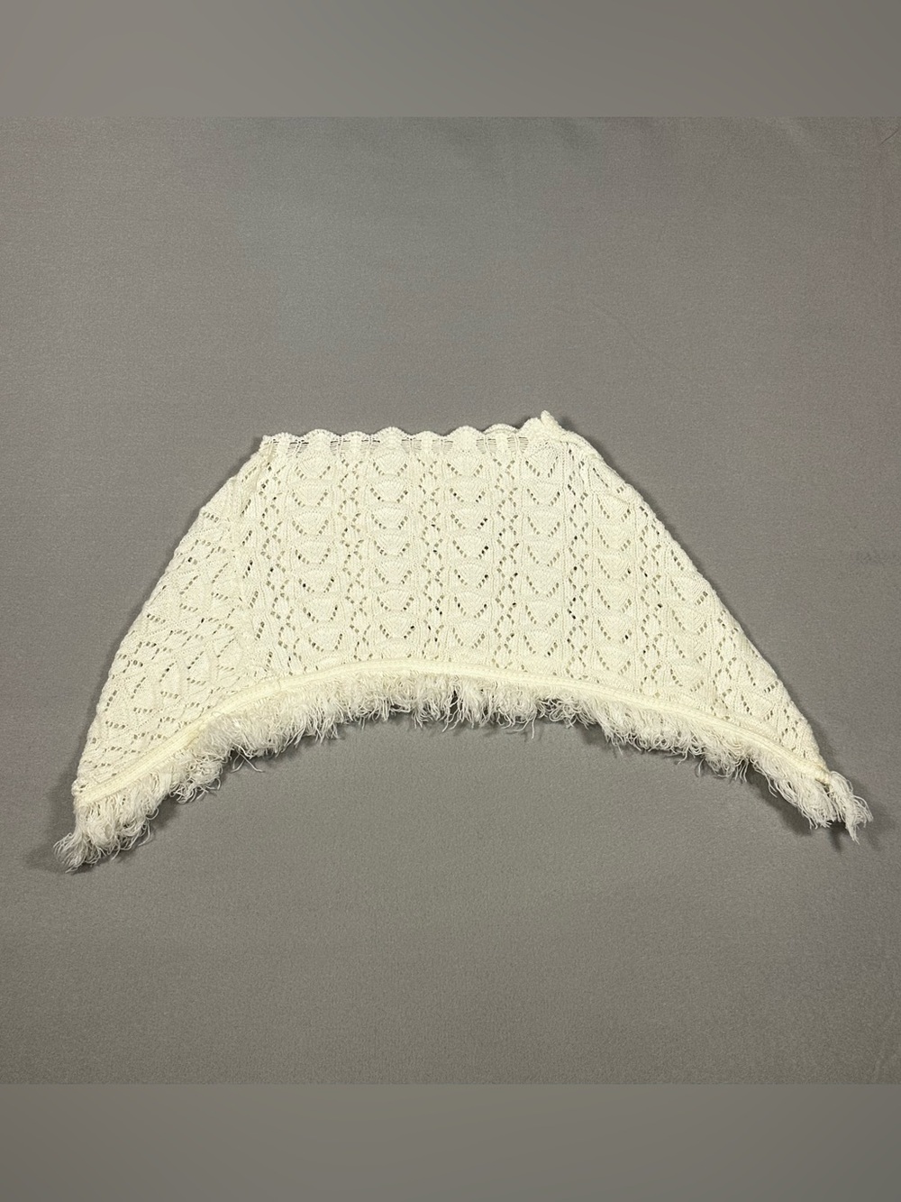 Vintage Strictly Kids Boho White Open Knit Triangle Shawl Capelet Size 5/6